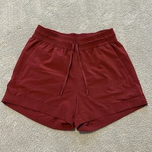 Lululemon Shorts Size 4